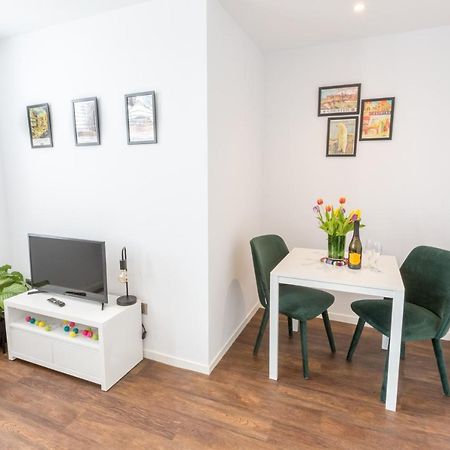 Chester Stays - Lovely Apartment In The Heart Of Chester With Free Parking Εξωτερικό φωτογραφία